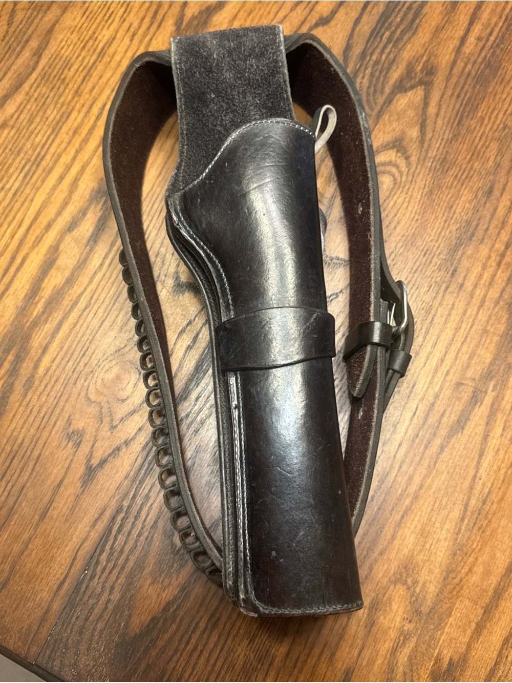 Black Leather Gun Ammunition Belt With 44 Cal. 15 Inch Holster